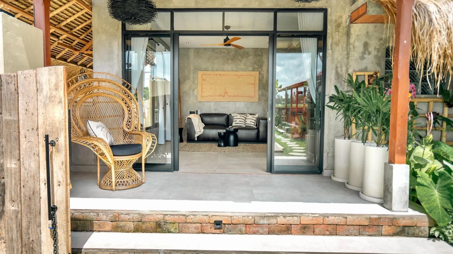 Joglo Hati - A Heartbeat In Paradise Ubud  Villa
